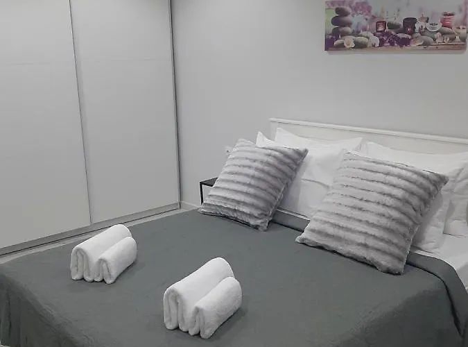 Krikonis Apartments Near Athens Airport