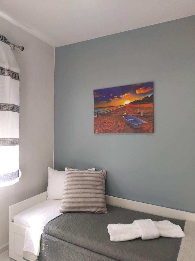 Krikonis Near Athens Airport * Artemida (Attica)